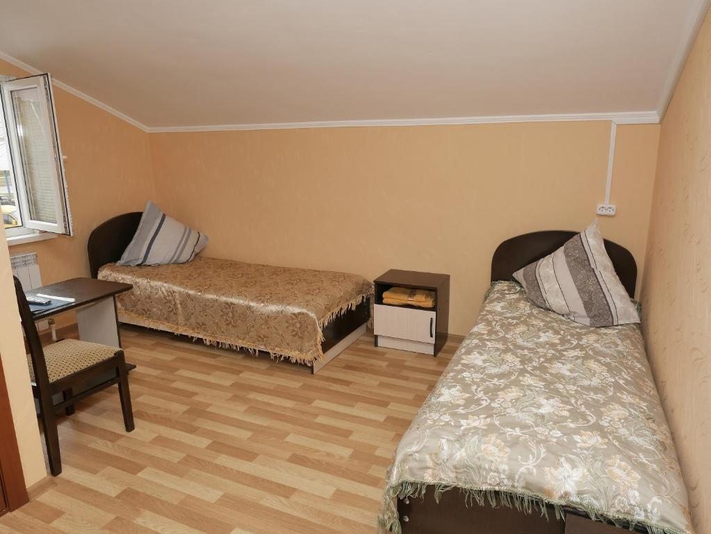 Двухместный (Двухместный номер с 2 отдельными кроватями) отеля Мини Отель Альфа, Элиста