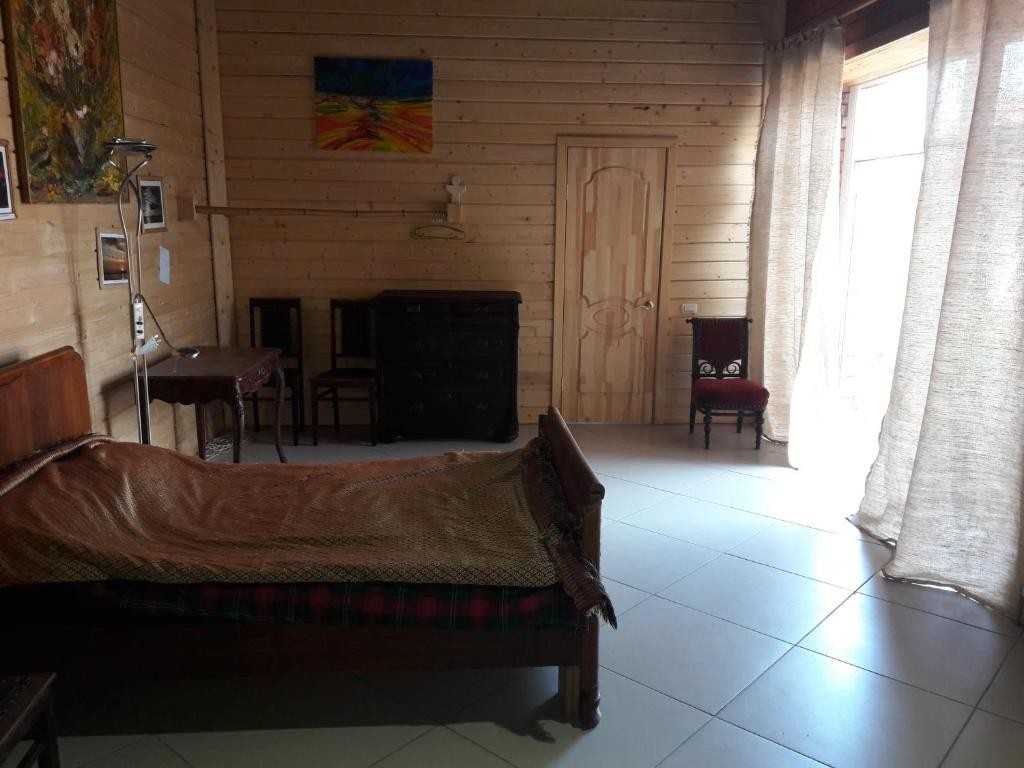 Двухместный (Двухместный номер Делюкс с 1 кроватью) гостевого дома Holiday Home on Chapaeva, Энгельс