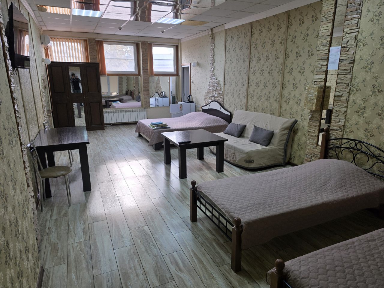 Сьюит (Четырёхместный стандарт), Мини-отель Атлант