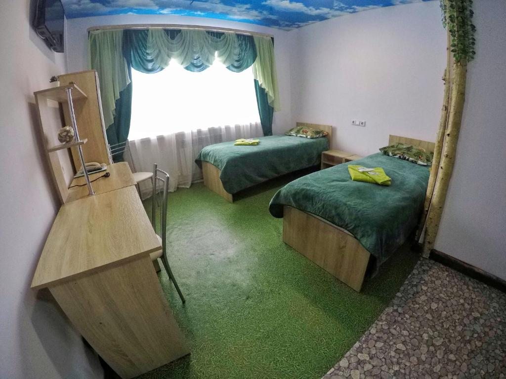 Двухместный (Двухместный номер с 2 отдельными кроватями) гостиницы Форест, Елизово