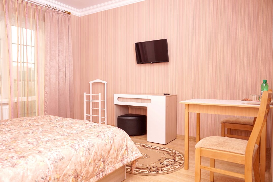 Двухместный (Стандарт с балконом), Гостиница Акварель