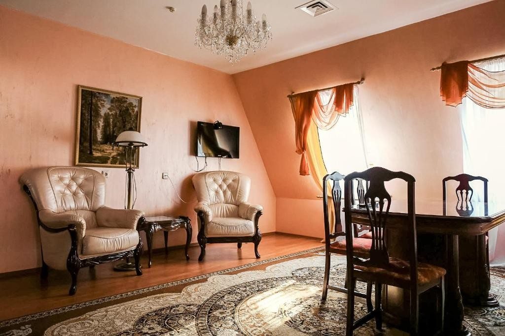 Апартаменты (Семейные апартаменты с 2 спальнями - В стоимость включен оздоровительный пакет услуг), Санаторий Ясные Зори