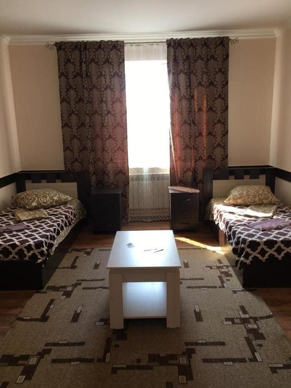 Двухместный (Двухместный номер с 2 отдельными кроватями) гостевого дома Минутка, Грозный