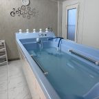 Подводный душ-массаж