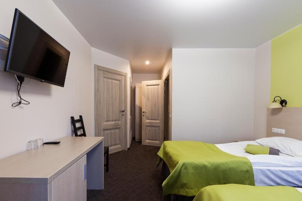 Двухместный (Стандартный двухместный номер с 2 отдельными кроватями) гостиницы Приорат, Гатчина