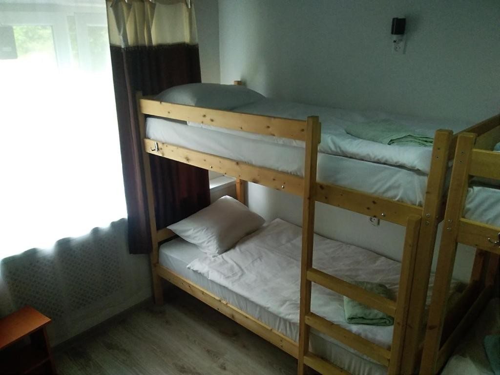 Номер (Спальное место на двухъярусной кровати в общем номере для мужчин) хостела Коперник, Калининград