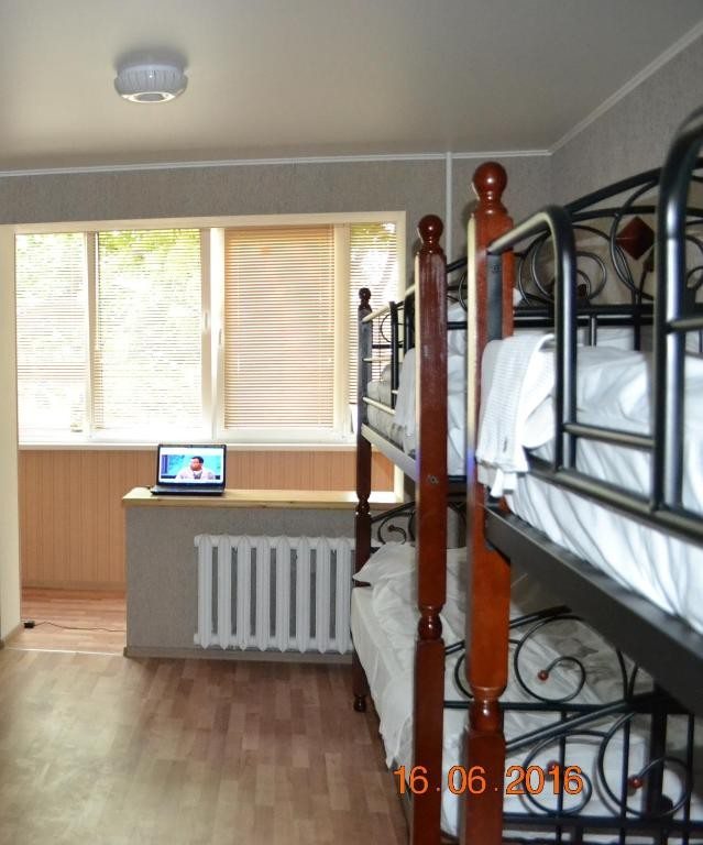 Номер (Кровать в общем 4-местном номере для мужчин и женщин) хостела Молодёжный, Калининград