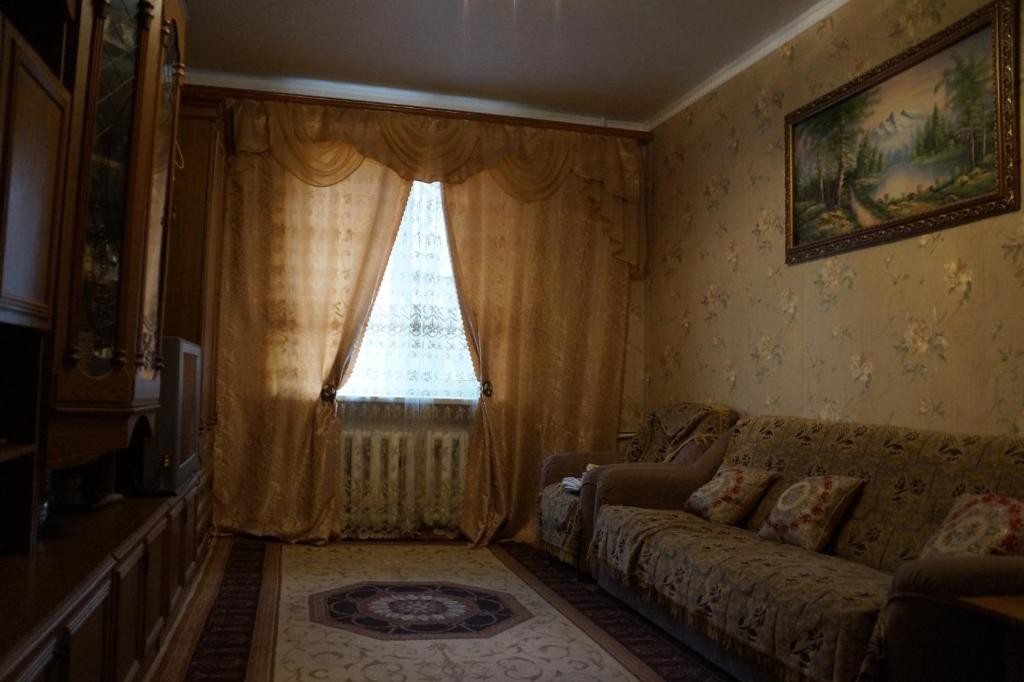 Апартаменты (Апартаменты - Первый этаж) хостела 24 на Героев Пионеров, Каменск-Шахтинский