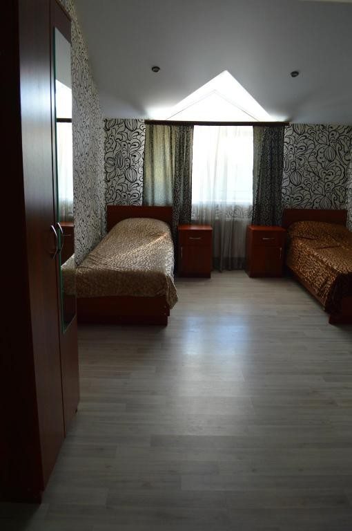 Двухместный (Большой двухместный номер с 2 отдельными кроватями) отеля Чинар, Касимов