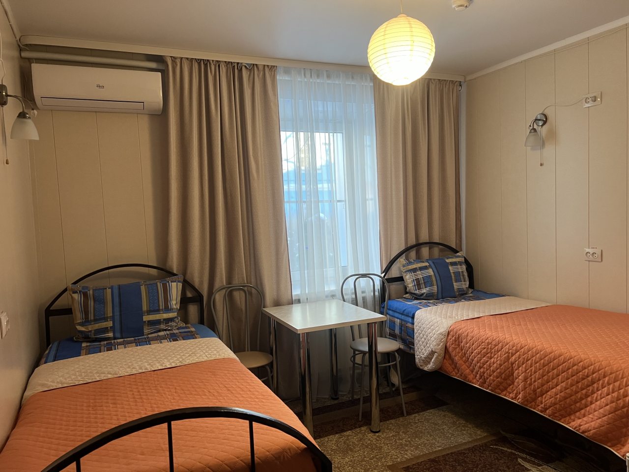 Двухместный (Двухместный номер с 2 отдельными кроватями и общей ванной комнатой), Гостевой дом Турист