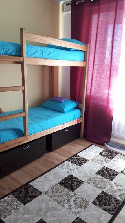 Номер (Кровать в общем 8-местном номере для мужчин и женщин) хостела № 1, Нижнекамск