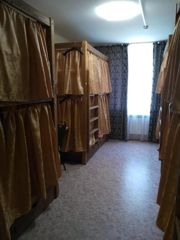 Номер (Общий номер для мужчин и женщин с 8 кроватями) хостела Мадрид, Воронеж