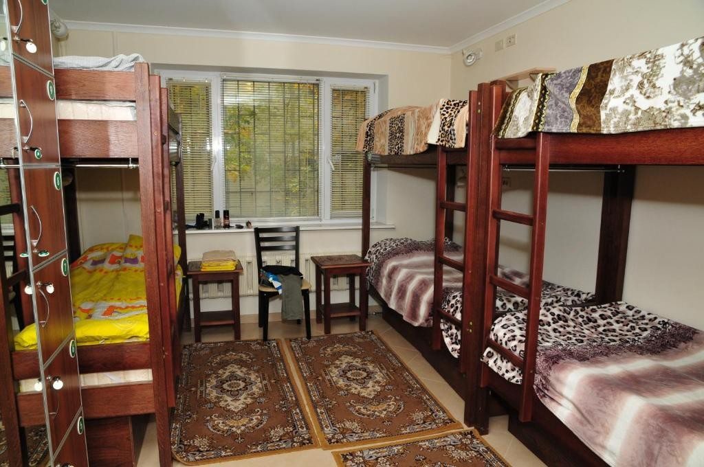 Номер (Спальное место на двухъярусной кровати в общем номере для мужчин и женщин) хостела Грин Кисловодск