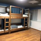 Шестиместный (Спальное место на двухъярусной кровати в общем номере), Sleep & Go Hostel