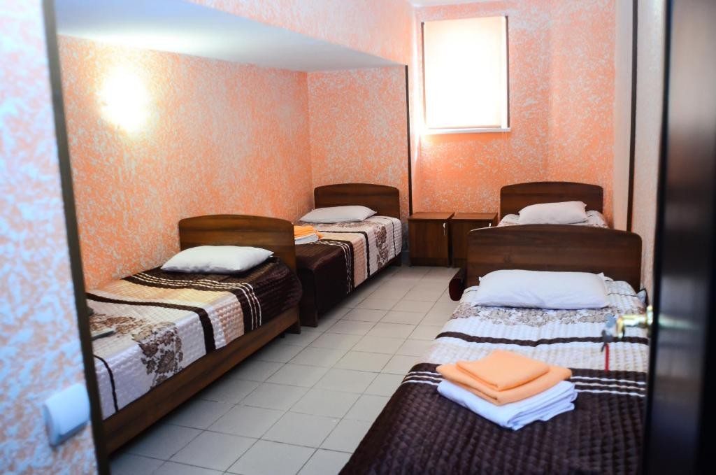 Номер (Кровать в общем 4-местном номере для мужчин и женщин) хостела SV, Ульяновск