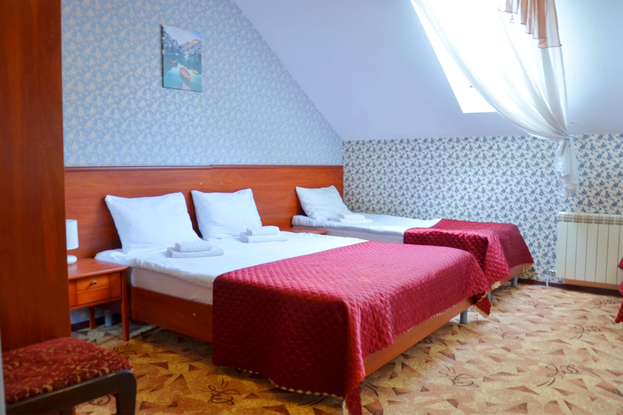 Четырехместный (Стандарт 4-х местный) гостиницы RP Утомленные солнцем, Красная Поляна