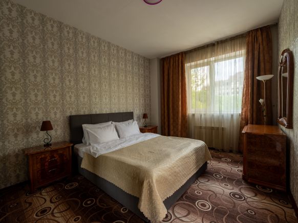 Фотография номера гостиницы Утомленные Солнцем