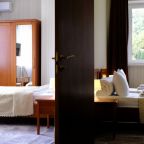 Трёхместный и более (Семейный двухкомнатный номер), Гостевой дом Утомленные солнцем