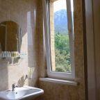 Трёхместный и более (Семейный двухкомнатный номер), Гостевой дом Утомленные солнцем