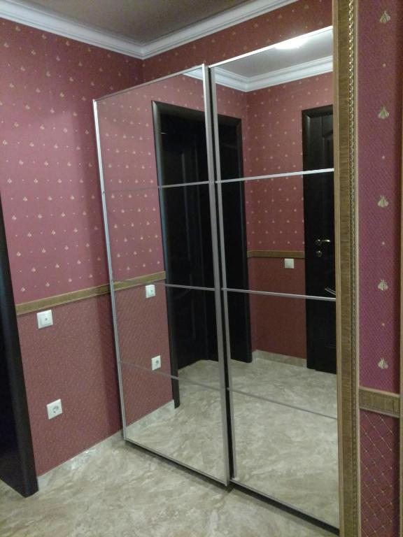Двухместный (Улучшенный двухместный номер с 1 кроватью или 2 отдельными кроватями, вид на город) отеля Регина, Курганинск