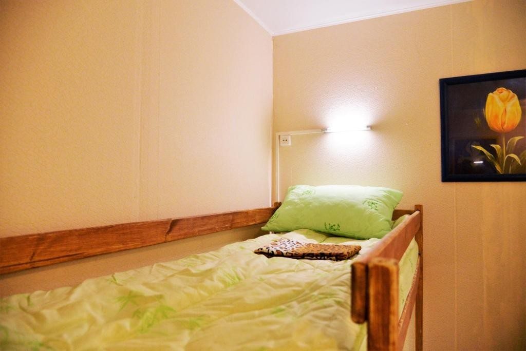 Номер (Спальное место на двухъярусной кровати в общем номере для мужчин) хостела Подушка, Уфа