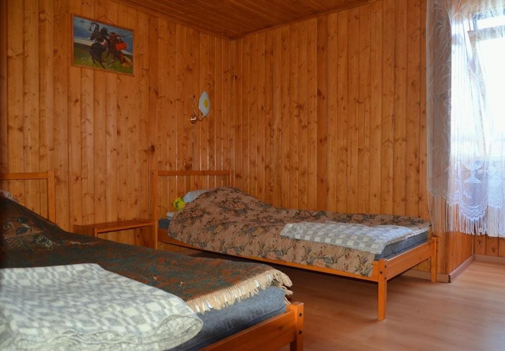 Двухместный (Двухместный номер с 2 отдельными кроватями и общей ванной комнатой) гостевого дома В Осташкове