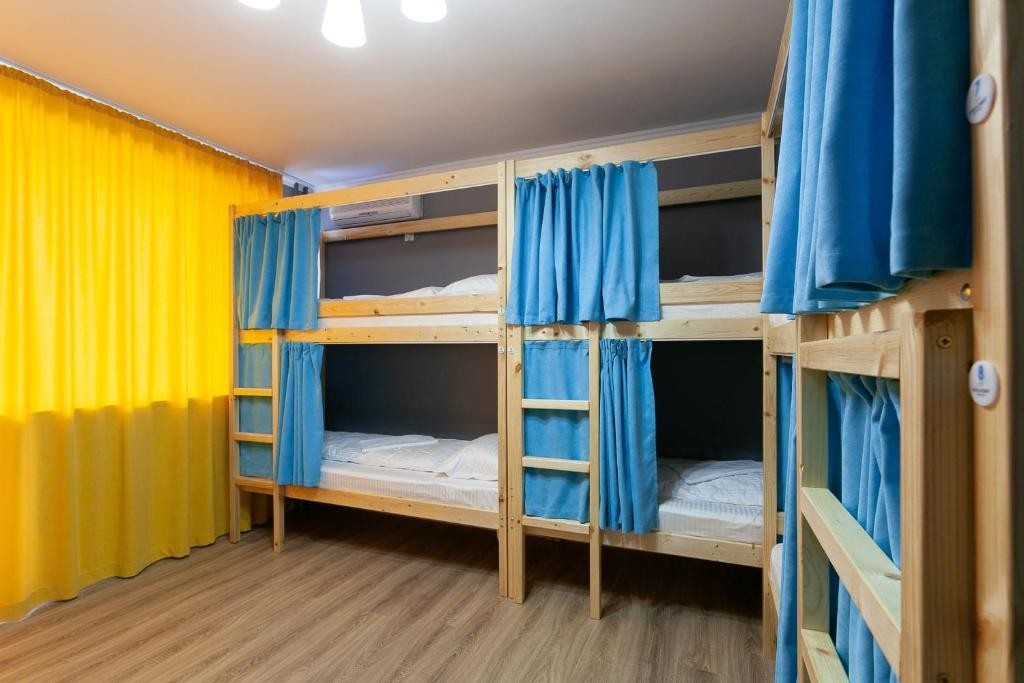 Номер (Спальное место на двухъярусной кровати в общем номере для женщин) гостевого дома GEO A-Part, Тюмень