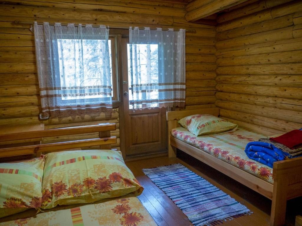 Двухместный (Двухместный номер с 1 кроватью и балконом) отеля Altai Star Resort, Турбаза Катунь