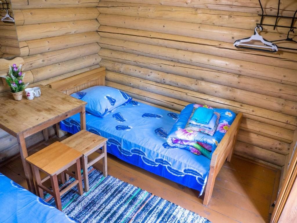 Двухместный (Небольшой двухместный номер с 2 отдельными кроватями) отеля Altai Star Resort, Турбаза Катунь