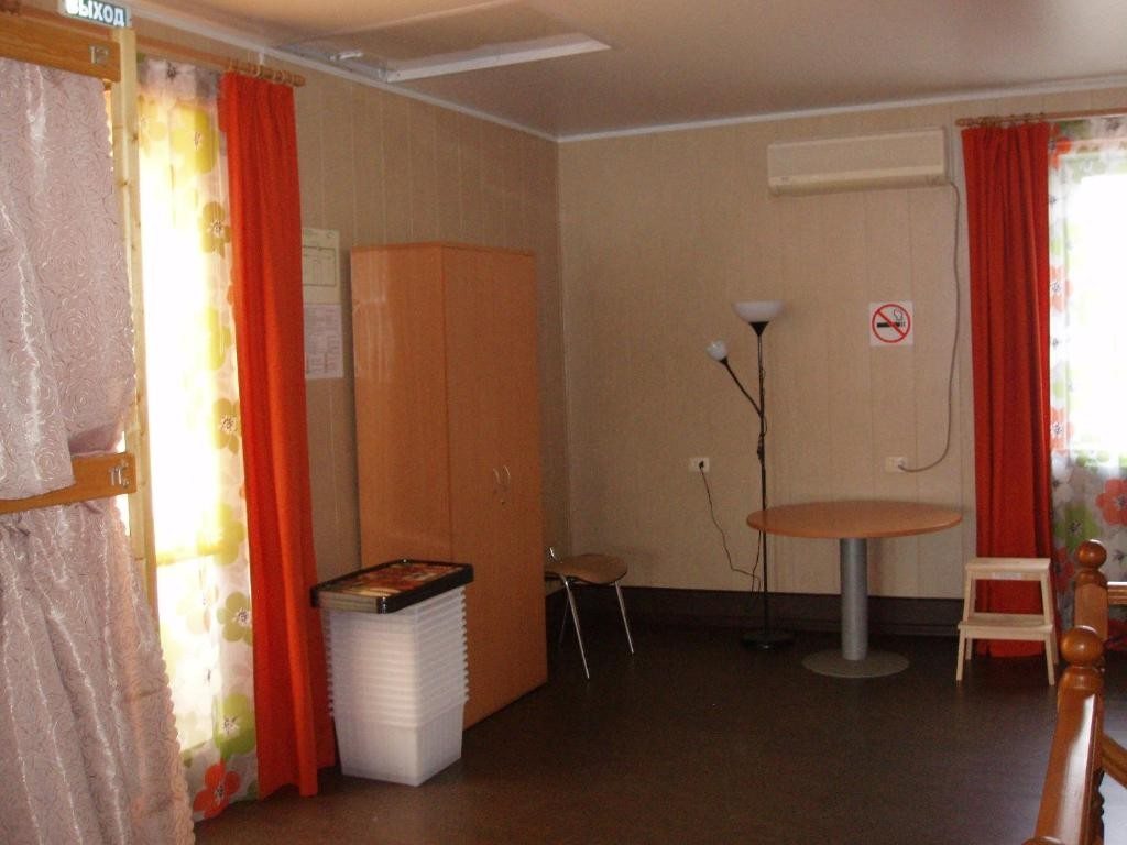 Номер (Спальное место на двухъярусной кровати в общем номере для мужчин и женщин) хостела Сторица, Переславль-Залесский