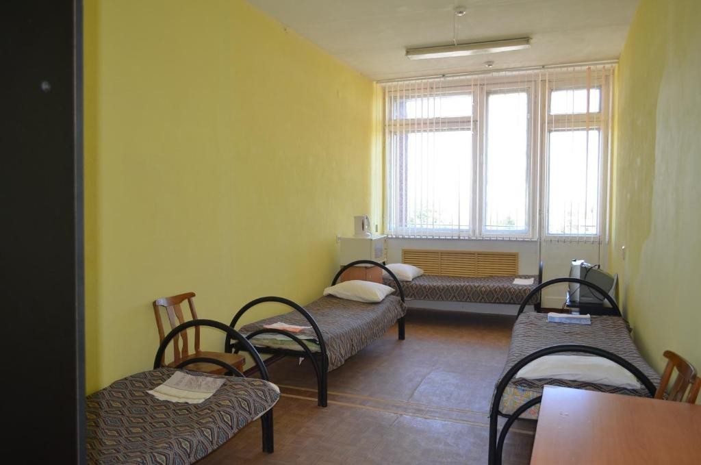 Номер (Односпальная кровать в общем номере с 4 кроватями) хостела Платинум, Петрозаводск