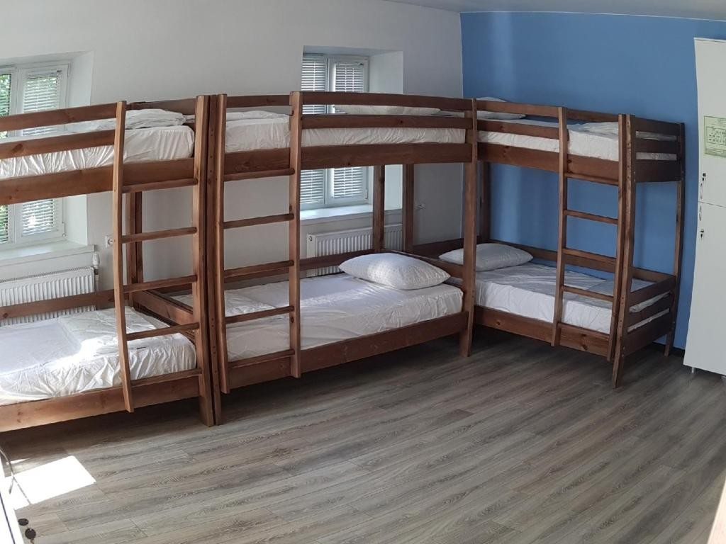 Номер (Спальное место на двухъярусной кровати в общем номере для мужчин и женщин) хостела Мармелад, Псков