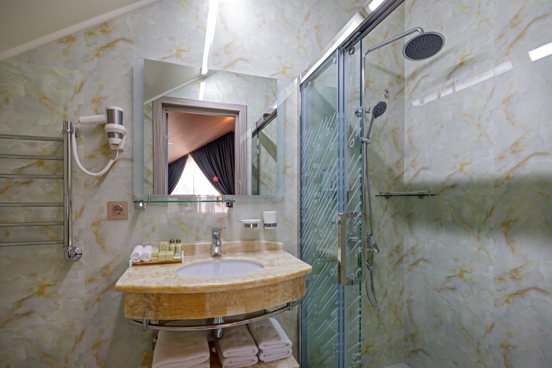 Собственная ванная комната, Мини-отель Biography