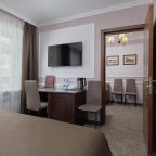 Трёхместный и более (Сюит), Гостиница Старый город Home Hotel