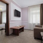 Трёхместный и более (Сюит), Гостиница Старый город Home Hotel