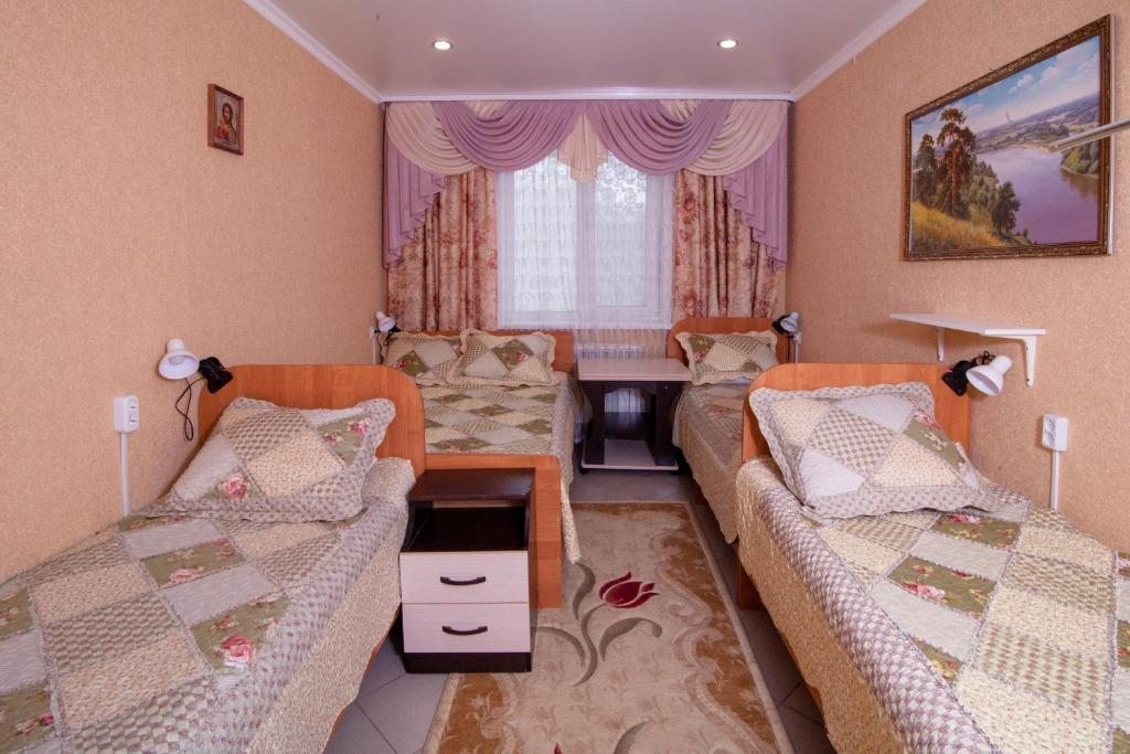 Номер (Общий 4-местный номер для мужчин и женщин) гостевого дома У Матушки, Задонск