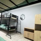 Четырехместный (Номер 2, Семейный Эконом), Хостел Привалъ №17