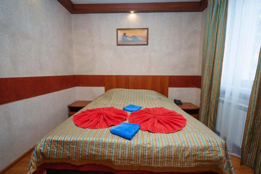 Двухместный (Двухместный номер Делюкс с 1 кроватью или 2 отдельными кроватями) отеля 42 Km, Раменское