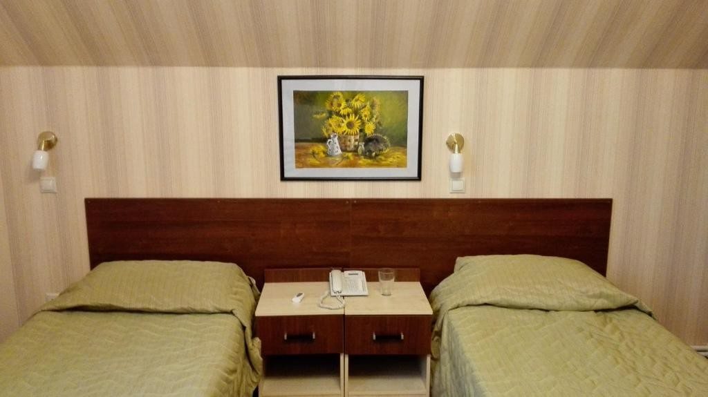 Двухместный (Двухместный номер с 2 отдельными кроватями и собственной ванной комнатой) гостевого дома Нагорное, Решма