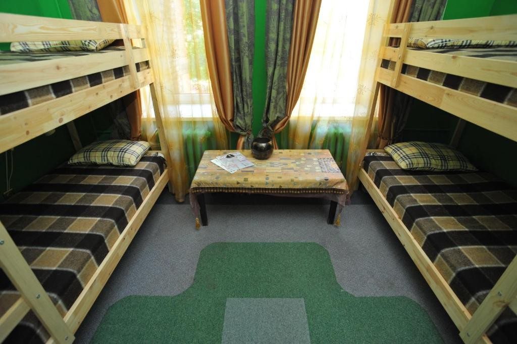 Номер (Кровать в общем 4-местном номере для мужчин и женщин) хостела Камелия, Самара
