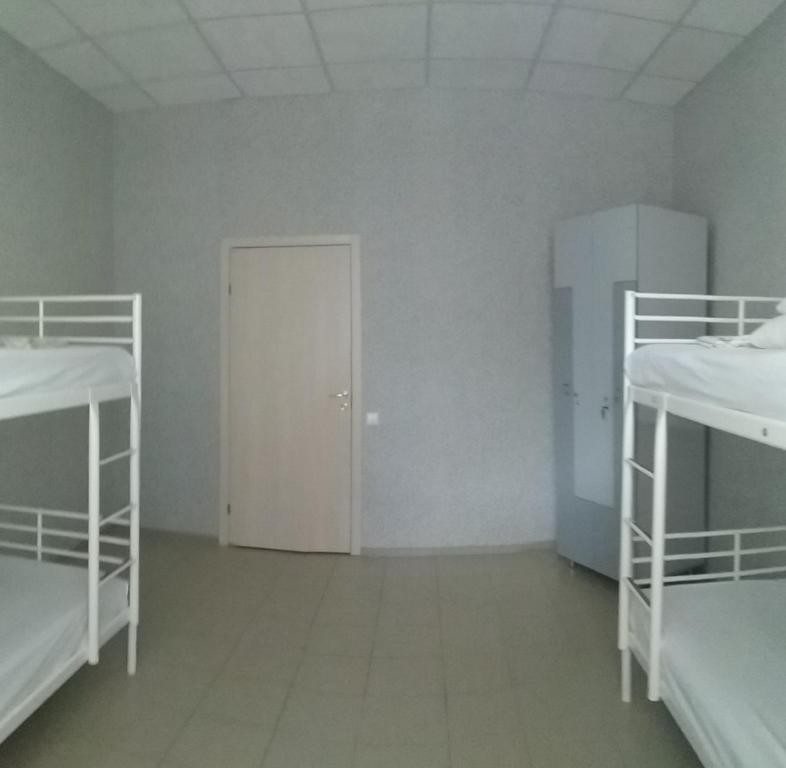 Номер (Спальное место на двухъярусной кровати в общем номере для мужчин и женщин) хостела На Рыльской, Самара