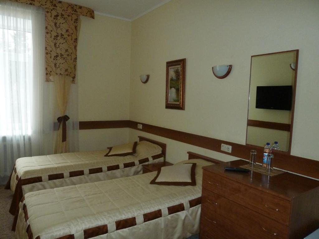 Двухместный (Стандартный двухместный номер с 2 отдельными кроватями) отеля Александрия, Салават