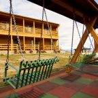 Детская площадка на улице, Гостевой дом Панорама