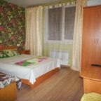 Трехместный (Стандартный трехместный номер), Гостевой дом на улице Кати Соловьяновой 98