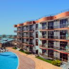 Бассейн с подогревом, Dream Hotel Anapa