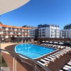 Бассейн с подогревом, Dream Hotel Anapa