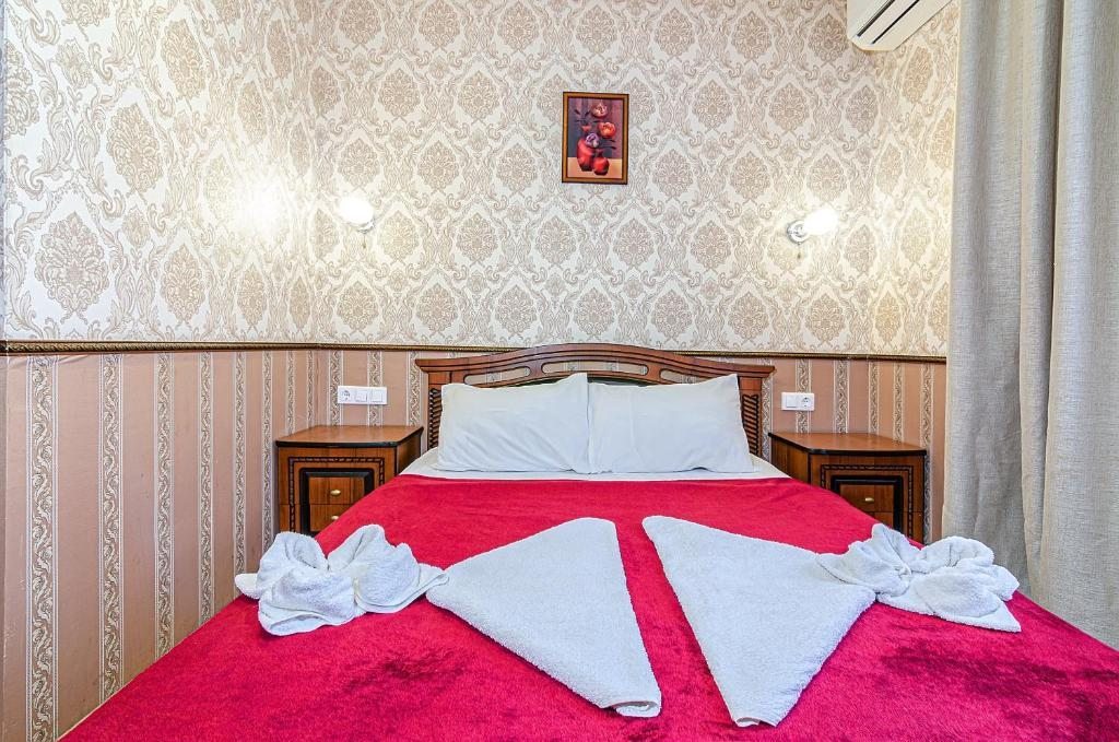 Двухместный (Двухместный номер Делюкс с 1 кроватью) гостевого дома Модерн, Анапа