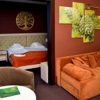 Двухместный (Высшая категория "Джуниор Сюит" с 08:00 до 22:00), Санаторий Кедр