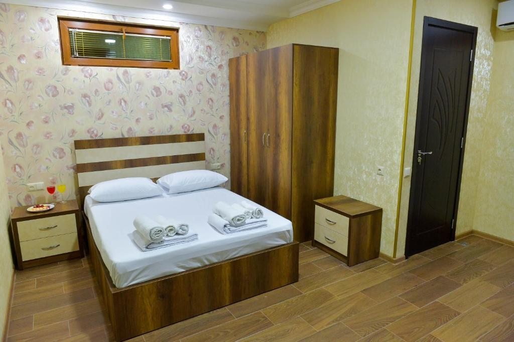 Двухместный (Двухместный номер с 1 кроватью и собственной ванной комнатой) отеля Hotel Lion, Уреки