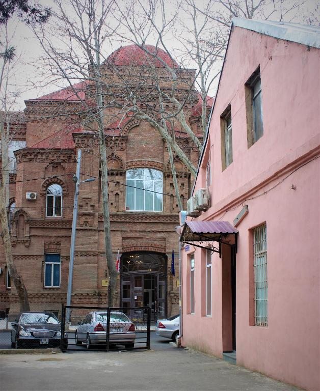 Трехместный (Трехместный номер Делюкс) хостела Hi Hostel, Тбилиси